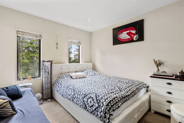 Photo of property in 5/7 The Avenue, Albany, Auckland, 0632