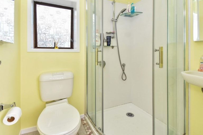 Photo of property in 3 Bowen Street, Manurewa East, Auckland, 2102