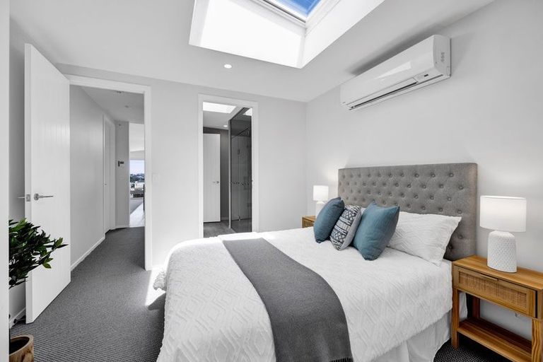 Photo of property in 3 Sackville Street, Fitzroy, New Plymouth, 4312