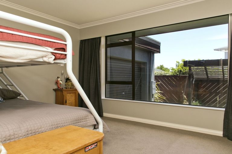 Photo of property in 8 Aubrey Crescent, Rainbow Point, Taupo, 3330