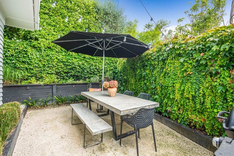 Photo of property in 30 Saint Leonards Road, Devonport, Auckland, 0624