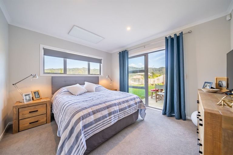 Photo of property in 51 Brian Morgan Terrace, Wainuiomata, Lower Hutt, 5014