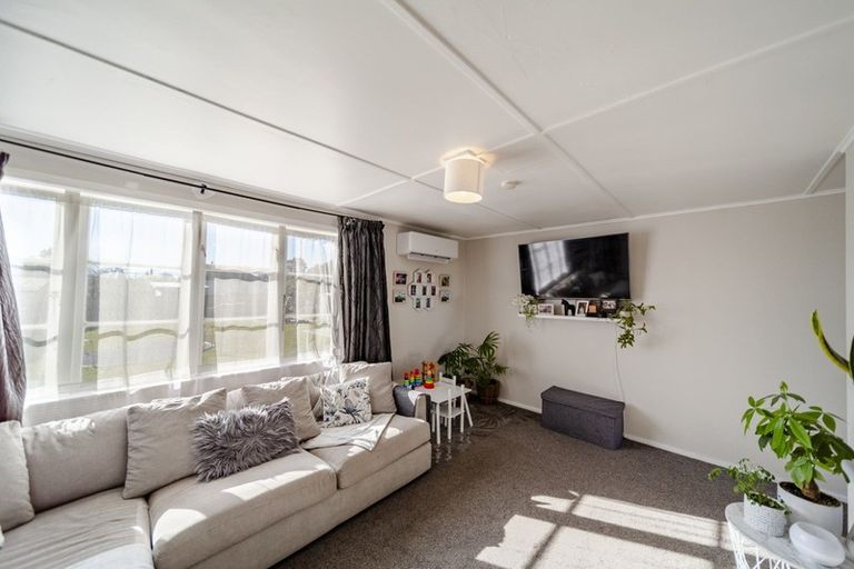 Photo of property in 2 Freyberg Terrace, Waipukurau, 4200