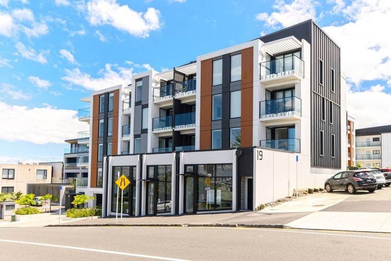 Photo of property in 316/19 Rawene Road, Birkenhead, Auckland, 0626