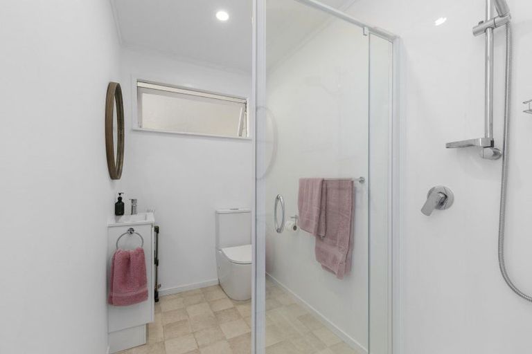 Photo of property in 89 Mulberry Street, Normandale, Lower Hutt, 5010