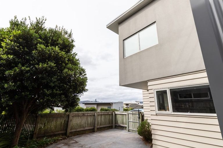 Photo of property in 36g Erlestoke Crescent, Churton Park, Wellington, 6037