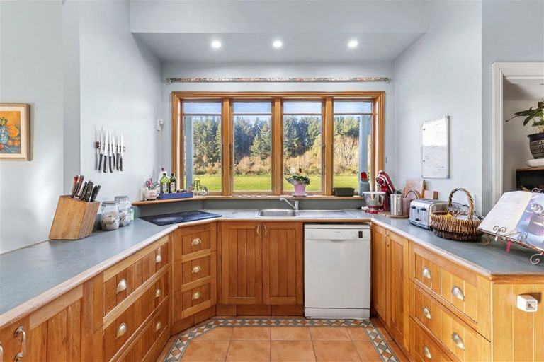 Photo of property in 20 Neudorf Road, Upper Moutere, 7175