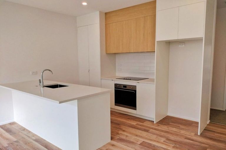 Photo of property in 111 Mangahoe Road, Mount Wellington, Auckland, 1062