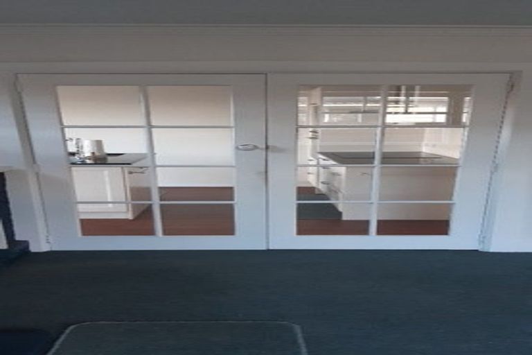 Photo of property in 1/115 Aorangi Road, Bryndwr, Christchurch, 8053