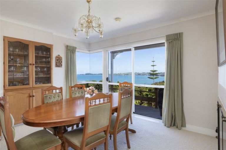 Photo of property in 6 Puriri Place, Sandspit, Warkworth, 0982