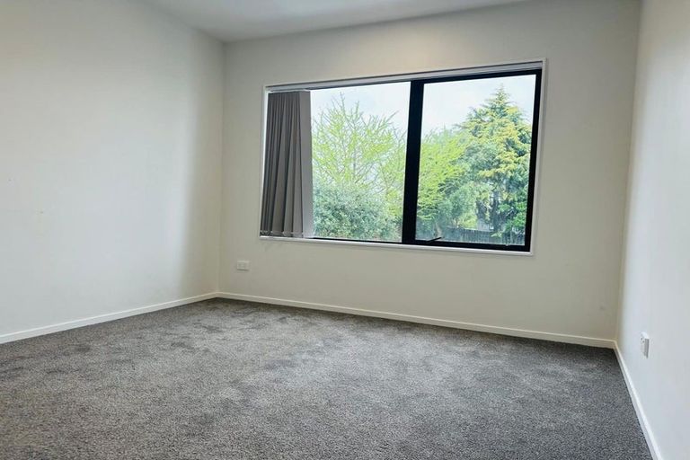 Photo of property in 8c Hobart Crescent, Wattle Downs, Auckland, 2103