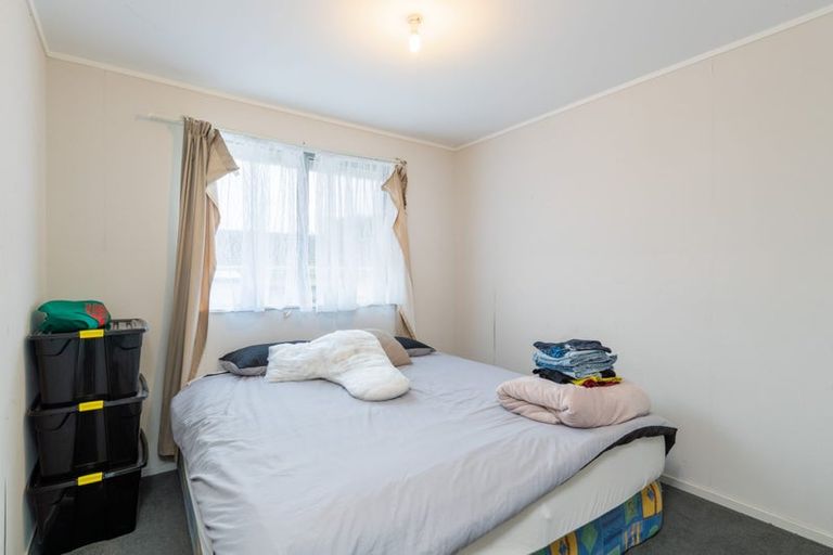 Photo of property in 56 Cardiff Crescent, Cannons Creek, Porirua, 5024