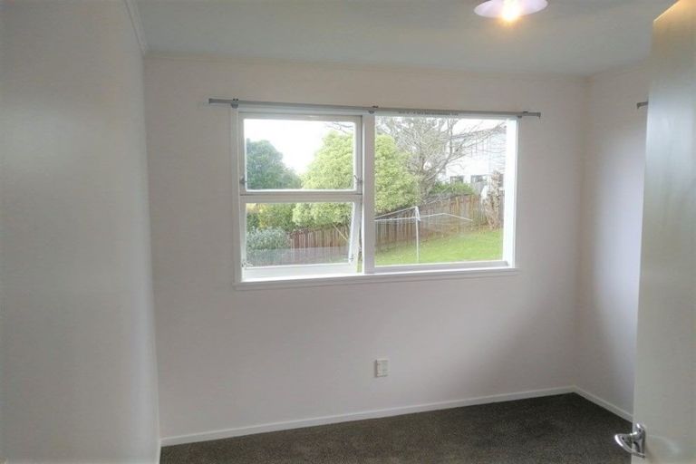 Photo of property in 104 Salamanca Road, Sunnynook, Auckland, 0620