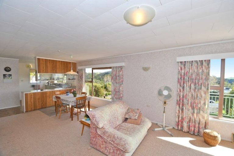 Photo of property in 18 Harbour View Road, Leigh, 0985