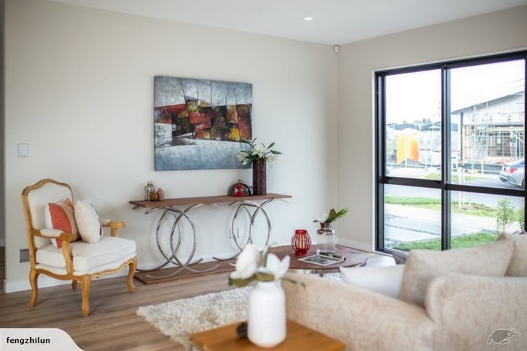 Photo of property in 4 Ropere Street, Kumeu, 0810