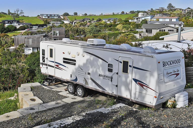 Photo of property in 22 Barrier View Road, Leigh, 0985