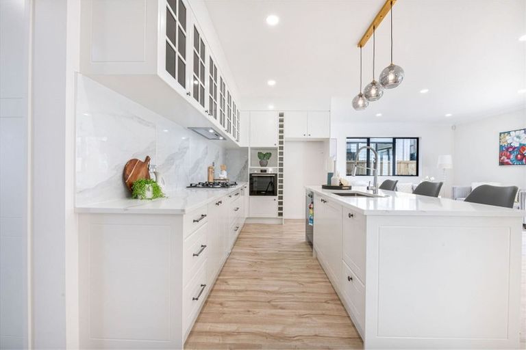 Photo of property in 24 Matahae Drive, Flat Bush, Auckland, 2019