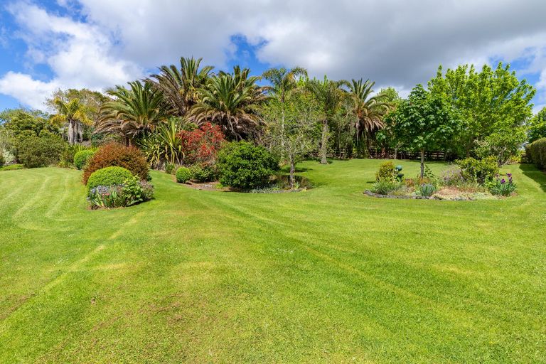 Photo of property in 98 Perry Road, Warkworth, 0983