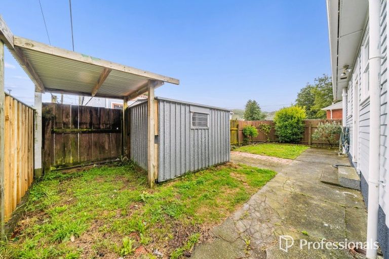 Photo of property in 45 Molesworth Street, Taita, Lower Hutt, 5011