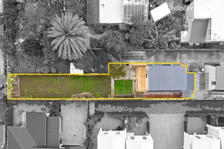 Photo of property in 2/114 Oram Avenue, New Brighton, Christchurch, 8061