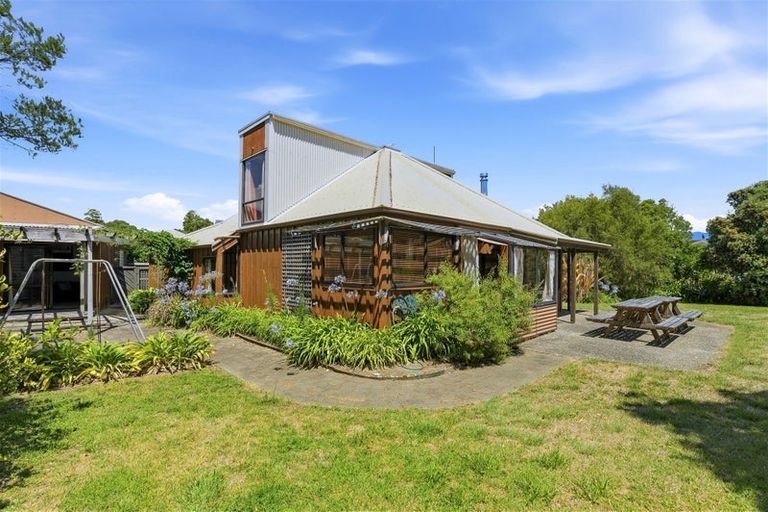 Photo of property in 80 Selwyn Street, Pohara, Takaka, 7183