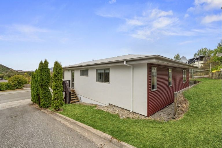Photo of property in 100 Anderson Road, Wanaka, 9305