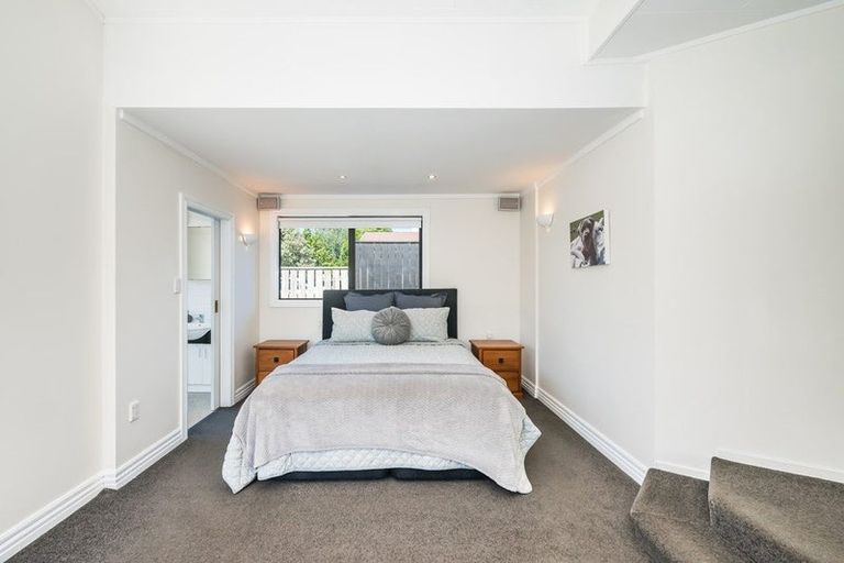 Photo of property in 83 Martin Road, Paraparaumu Beach, Paraparaumu, 5032