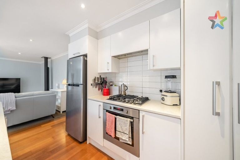 Photo of property in 9 Miro Street, Eastbourne, Lower Hutt, 5013