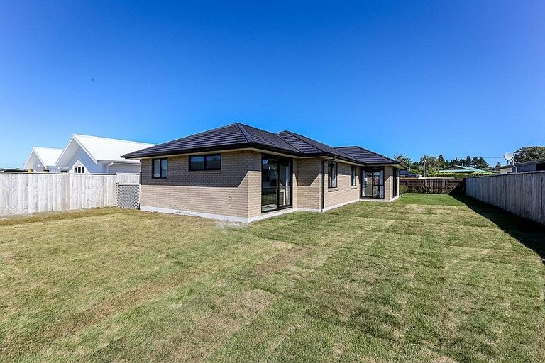 Photo of property in 23 Smith Street, Lepperton, New Plymouth, 4373
