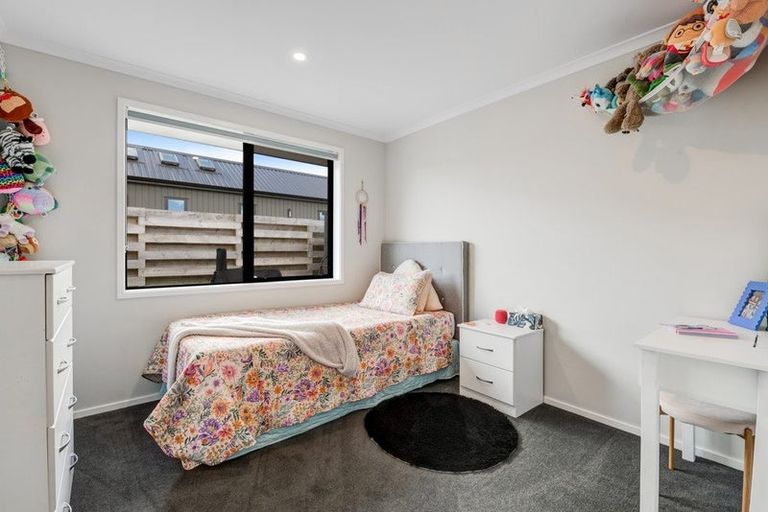 Photo of property in 22 Awatiro Drive, Kaukapakapa, 0871