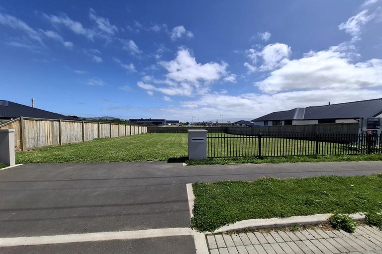 Photo of property in 81 Wingatui Road, Mosgiel, 9024