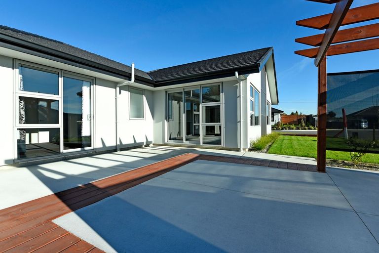 Photo of property in 5 Carmello Grove, Richmond, 7020