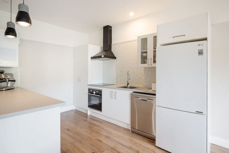 Photo of property in 48 Medway Street, Richmond, Christchurch, 8013