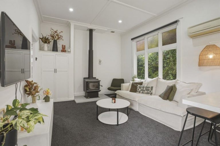 Photo of property in 24 Bridge Street, Clyde Hill, Dunedin, 9011