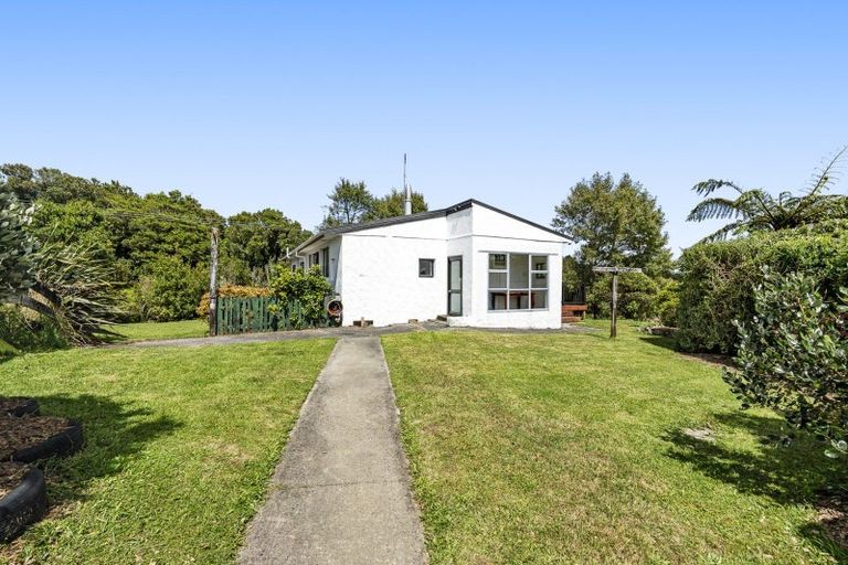 Photo of property in 787 Dover Road, Okato, New Plymouth, 4374