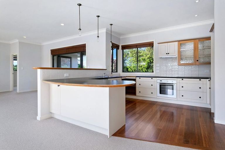 Photo of property in 100 Hooker Road, Tamahere, Hamilton, 3283