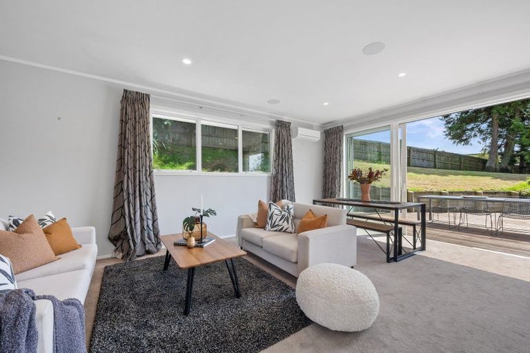 Photo of property in 949 State Highway 16, Waimauku, 0812