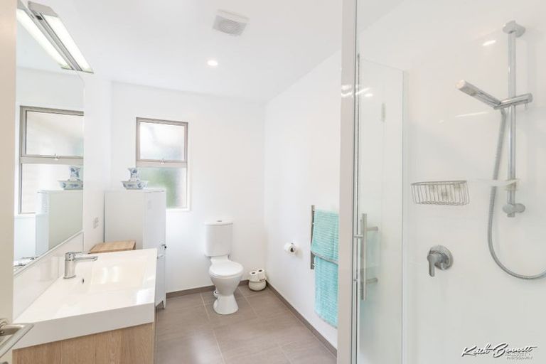 Photo of property in 63 Mount Marua Way, Timberlea, Upper Hutt, 5018