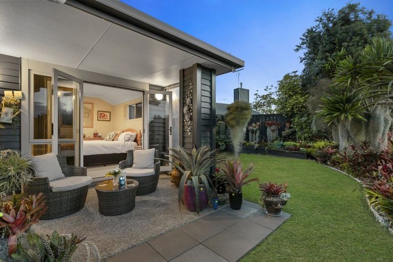 Photo of property in 21 Bridgewater Way, Pyes Pa, Tauranga, 3112