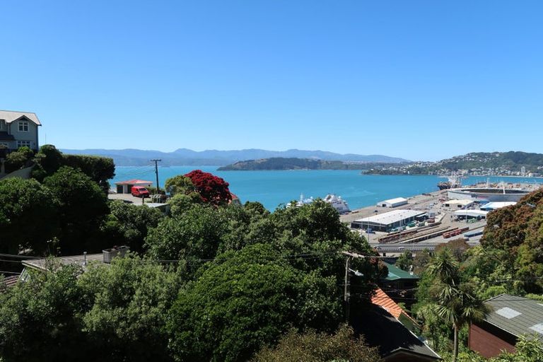 Photo of property in 41 Barnard Street, Wadestown, Wellington, 6012
