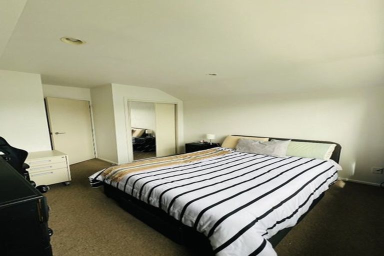Photo of property in 1/1a Haverstock Road, Sandringham, Auckland, 1025