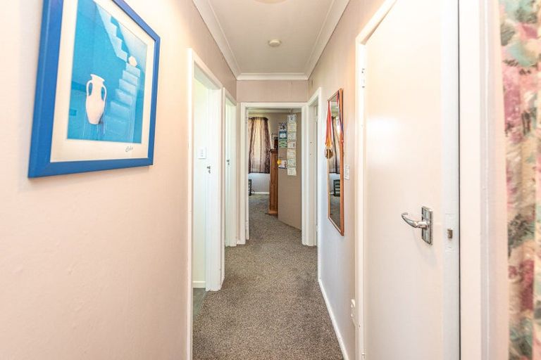 Photo of property in 14 Kotuku Street, Castlecliff, Whanganui, 4501