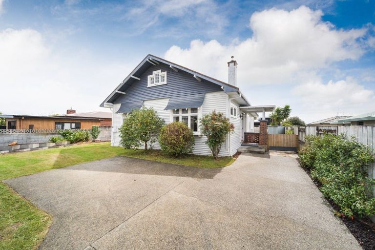 Photo of property in 643 Ferguson Street, Terrace End, Palmerston North, 4410