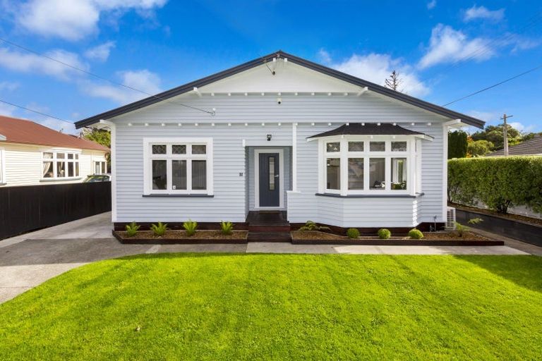 Photo of property in 8 Leighton Avenue, Waiwhetu, Lower Hutt, 5010