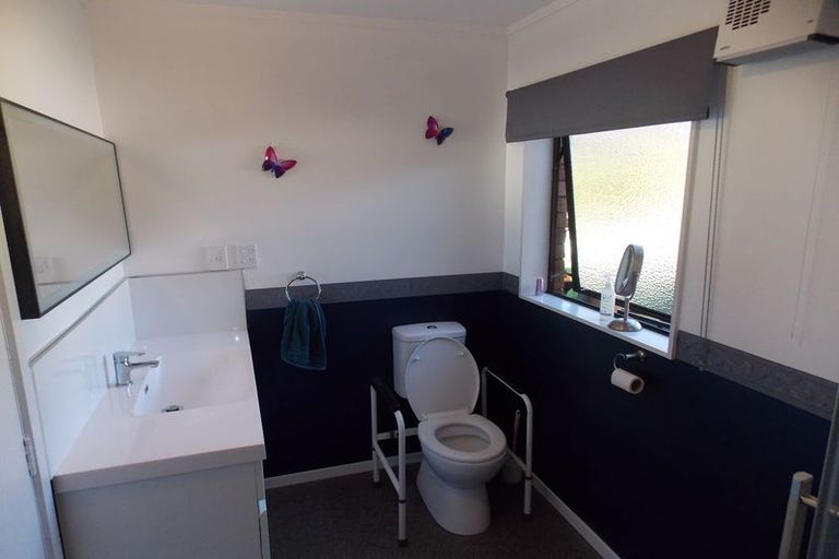 Photo of property in 53 Clarke Avenue, Highbury, Palmerston North, 4412