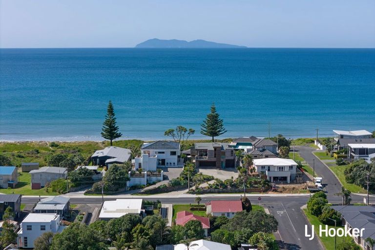 Photo of property in 34a Seaforth Road, Waihi Beach, 3611
