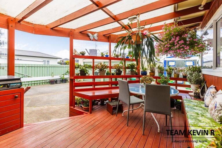 Photo of property in 27 Allenby Road, Papatoetoe, Auckland, 2025