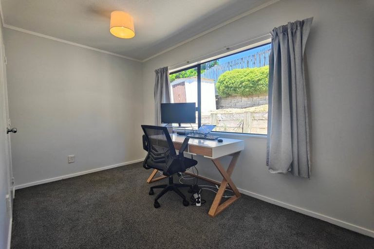 Photo of property in 83a Main Road, Titahi Bay, Porirua, 5022
