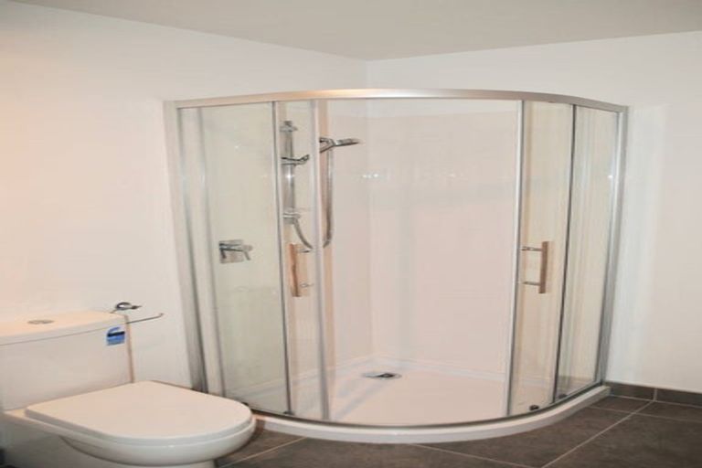 Photo of property in 5 Kaman Seasprite Road, Hobsonville, Auckland, 0616