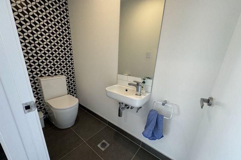 Photo of property in 76 Clark Road, Hobsonville, Auckland, 0616